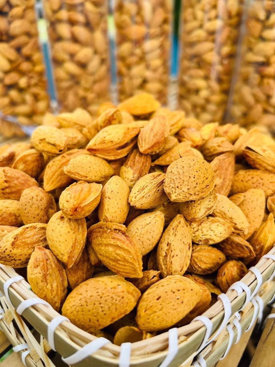 Hạnh nhân rang bơ