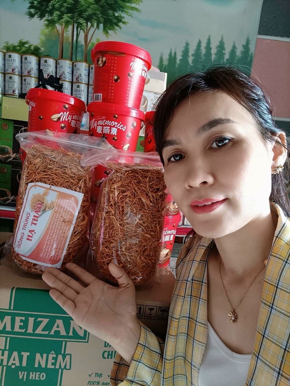 Đông trùng hạ thảo