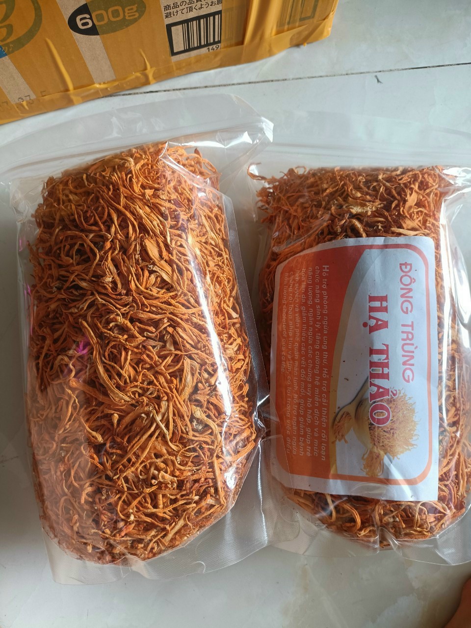 Đông trùng hạ thảo