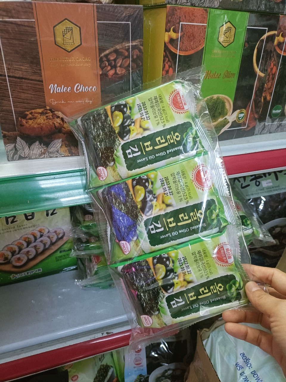 Rong lá kim (thùng 24 lốc)