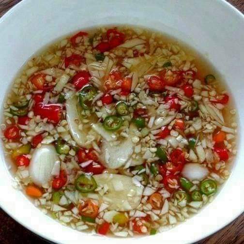 Nước mắm nhỉ Bé Bầu (thùng 6 chai)