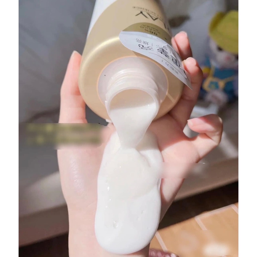 Sữa Tắm Trắng Da Olay B3+ Kết Hợp Vitamn C Bản Nội Địa Trung 500ml