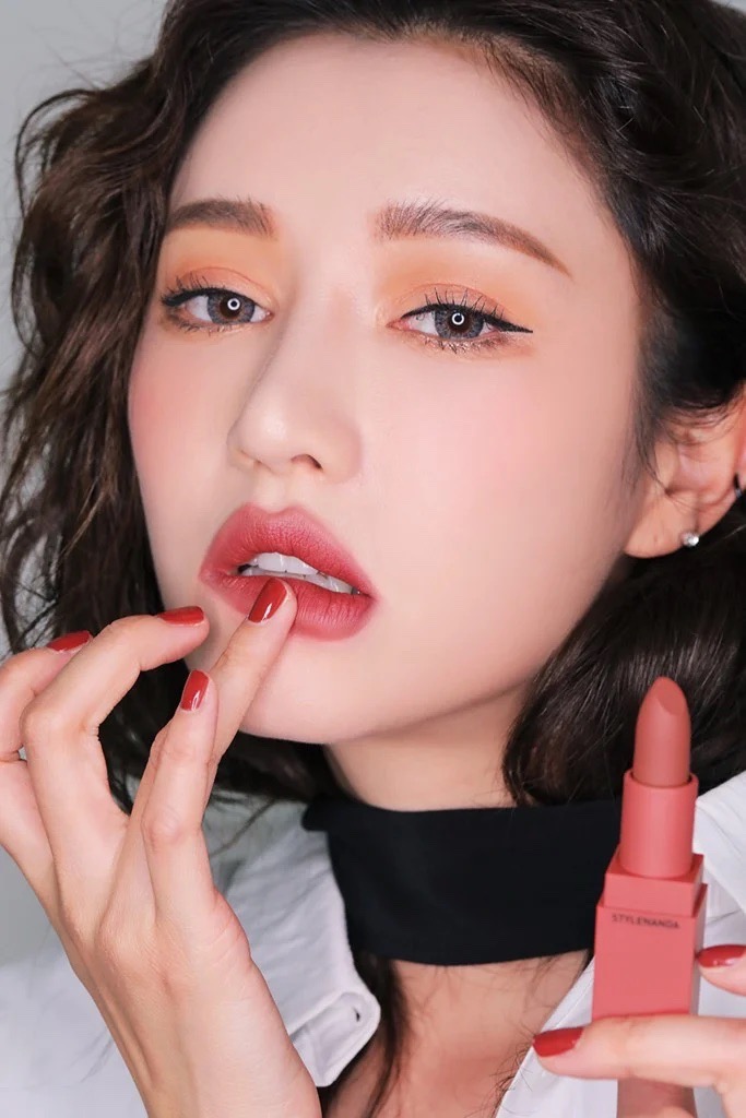Son Thỏi Mịn Lì 3CE Mood Recipe Matte 221 Mellow Flower, 222 Step And Go 3.5g