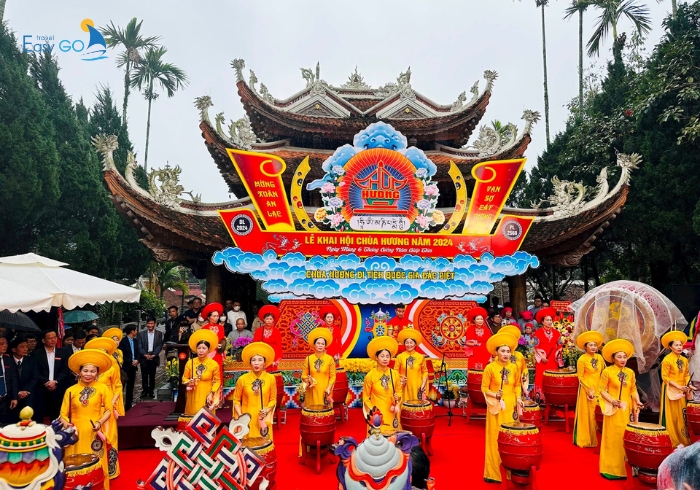 Lễ hội Chùa Hương