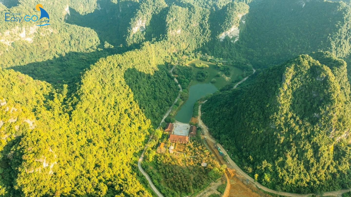 Du lịch Thung Ui cùng trải nghiệm di sản Tràng An, đi lễ Bái Đính