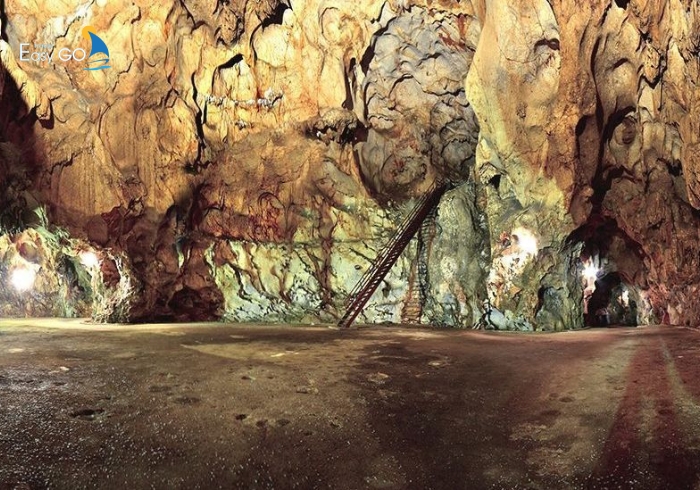 Hang Mỏ Luông