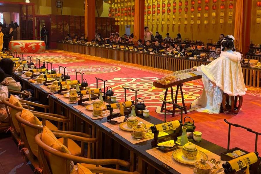 TOUR TRÙNG KHÁNH - YẾN TIỆC CUNG ĐÌNH 4 NGÀY 3 ĐÊM (NO SHOPPING)