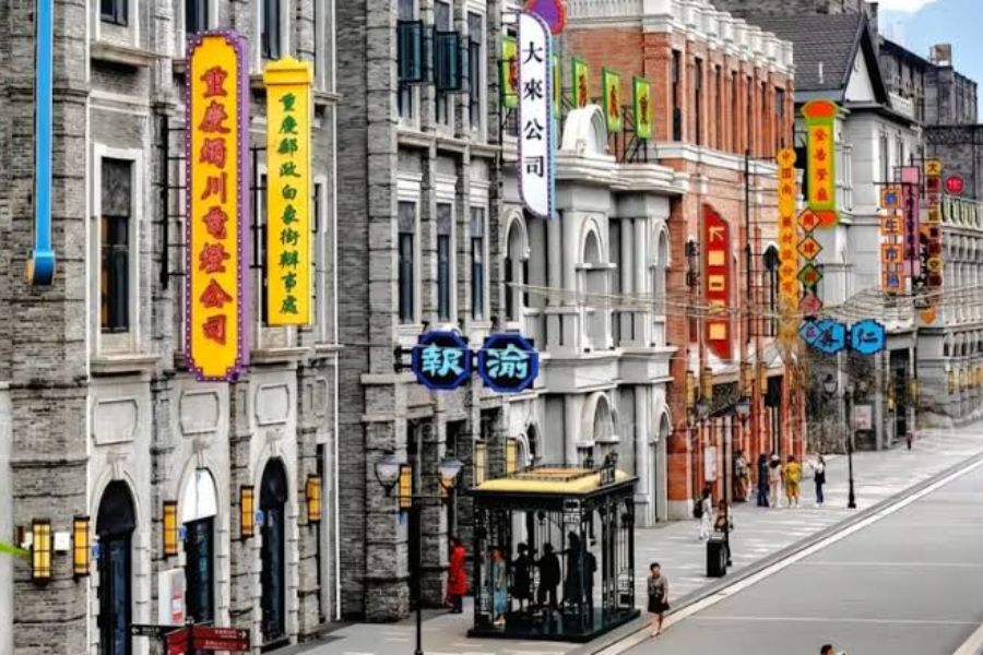 TOUR TRÙNG KHÁNH - YẾN TIỆC CUNG ĐÌNH 4 NGÀY 3 ĐÊM (NO SHOPPING)