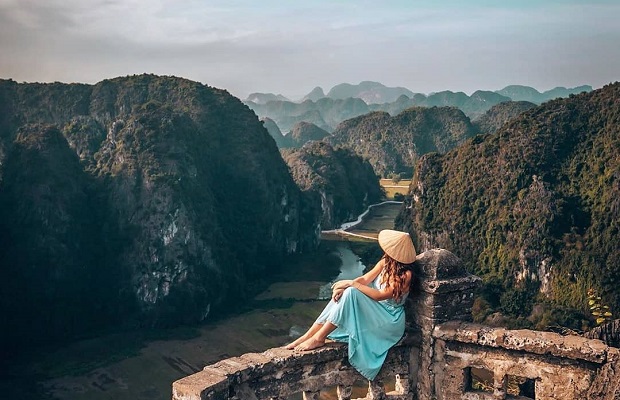 TOUR HÀ NỘI – HOA LƯ – TAM CỐC – HANG MÚA NINH BÌNH 2 NGÀY 1 ĐÊM