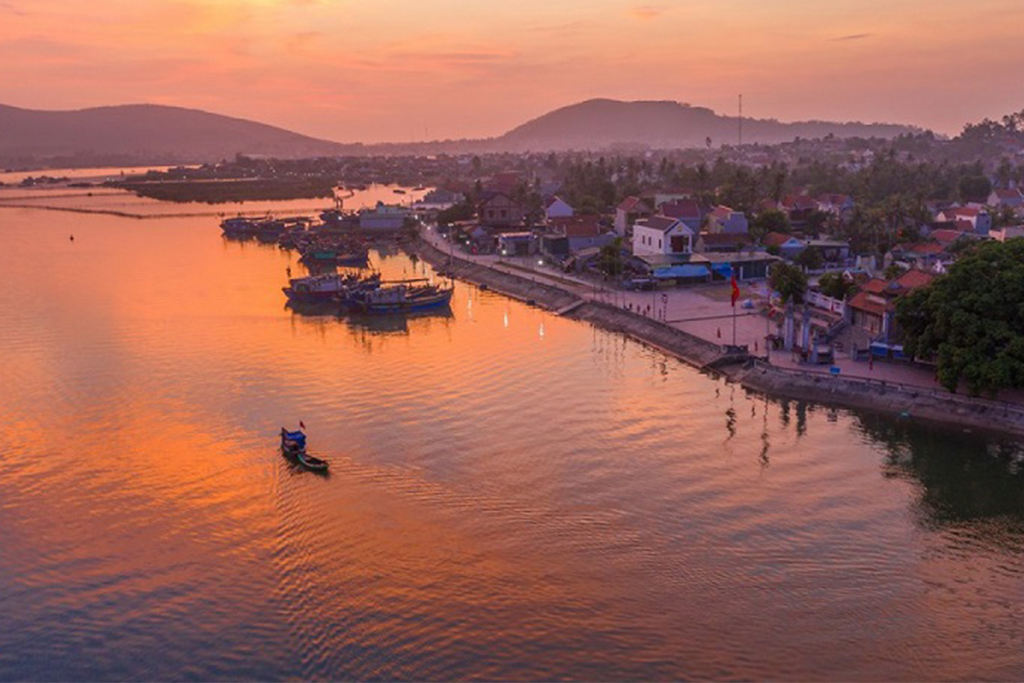 TOUR DU LỊCH HÀ NỘI – BIỂN QUỲNH – NGHỆ AN 3 NGÀY 2 ĐÊM