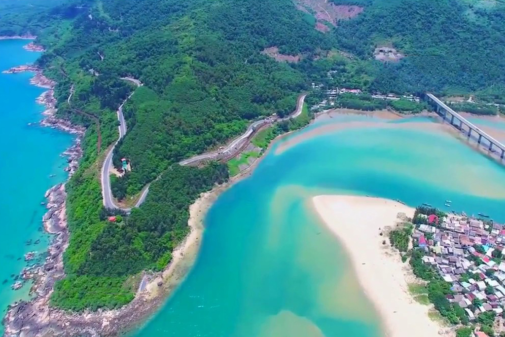 TOUR DU LỊCH HÀ NỘI – ĐÀ NẴNG – BÀ NÀ – HUẾ 4 NGÀY 3 ĐÊM