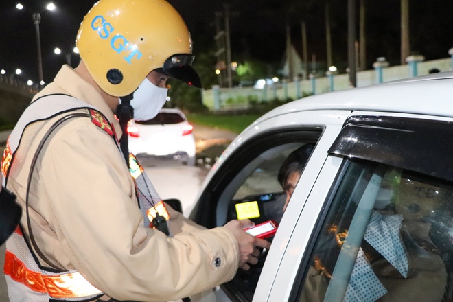 Sử dụng bia không có cồn tài xế có bị xử phạt vi phạm không?