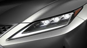 Công nghệ đèn pha Bladescan trên Lexus có khả năng chiếu sáng 'chọn lọc'