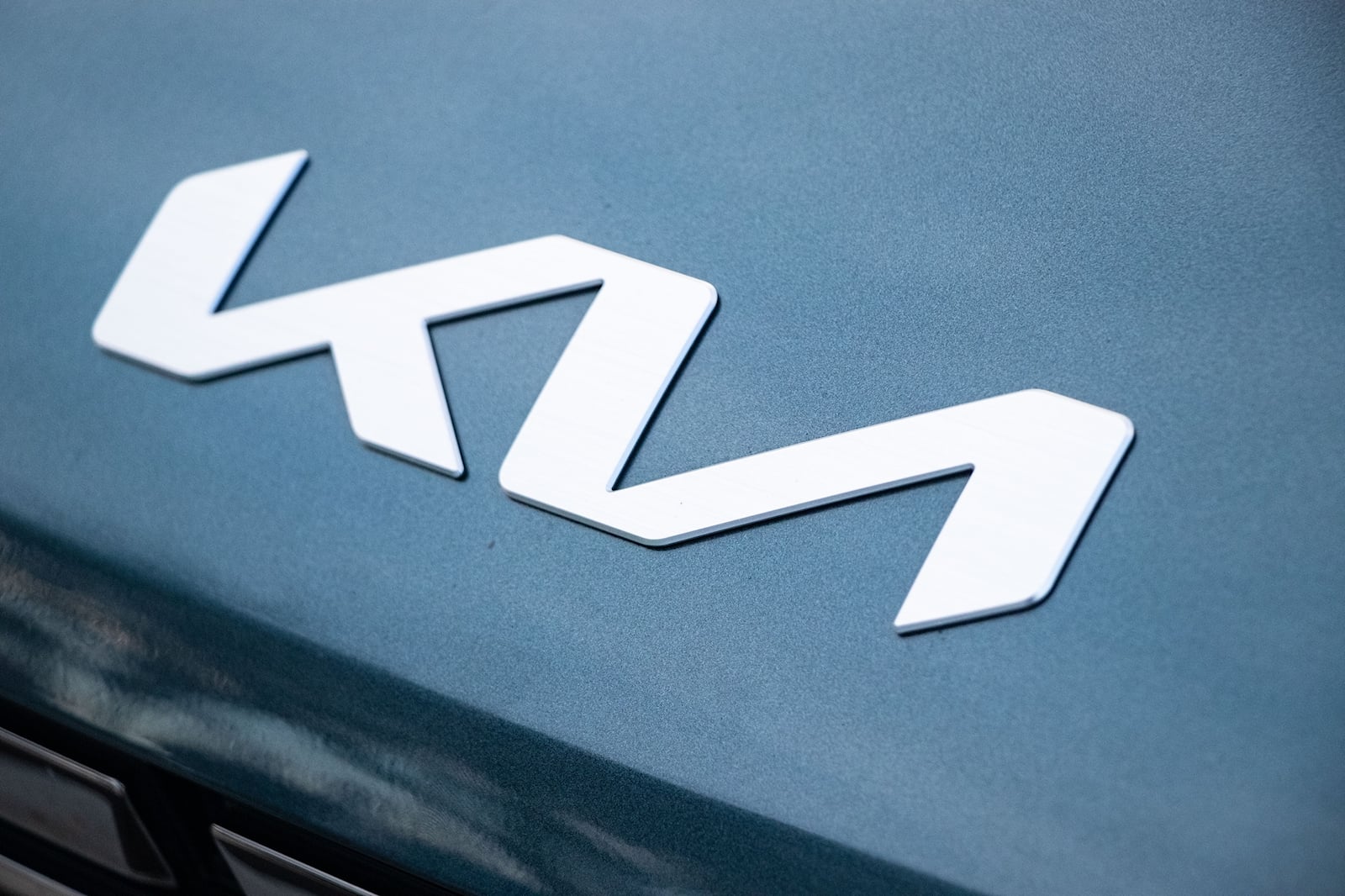 Mỗi tháng hơn 30.000 người nhầm logo KIA là KN1