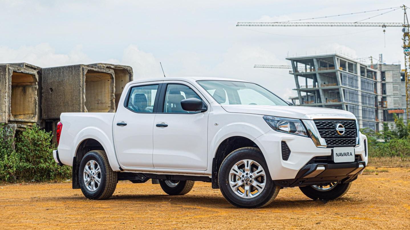 Nissan Navara EL 2023, xe bán tải thực dụng giá 700 triệu tại Việt Nam
