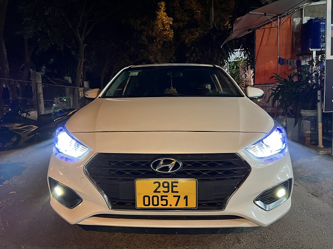 Độ đèn Hyundai Accent uy tín tại Gia Lâm - Hà Nội