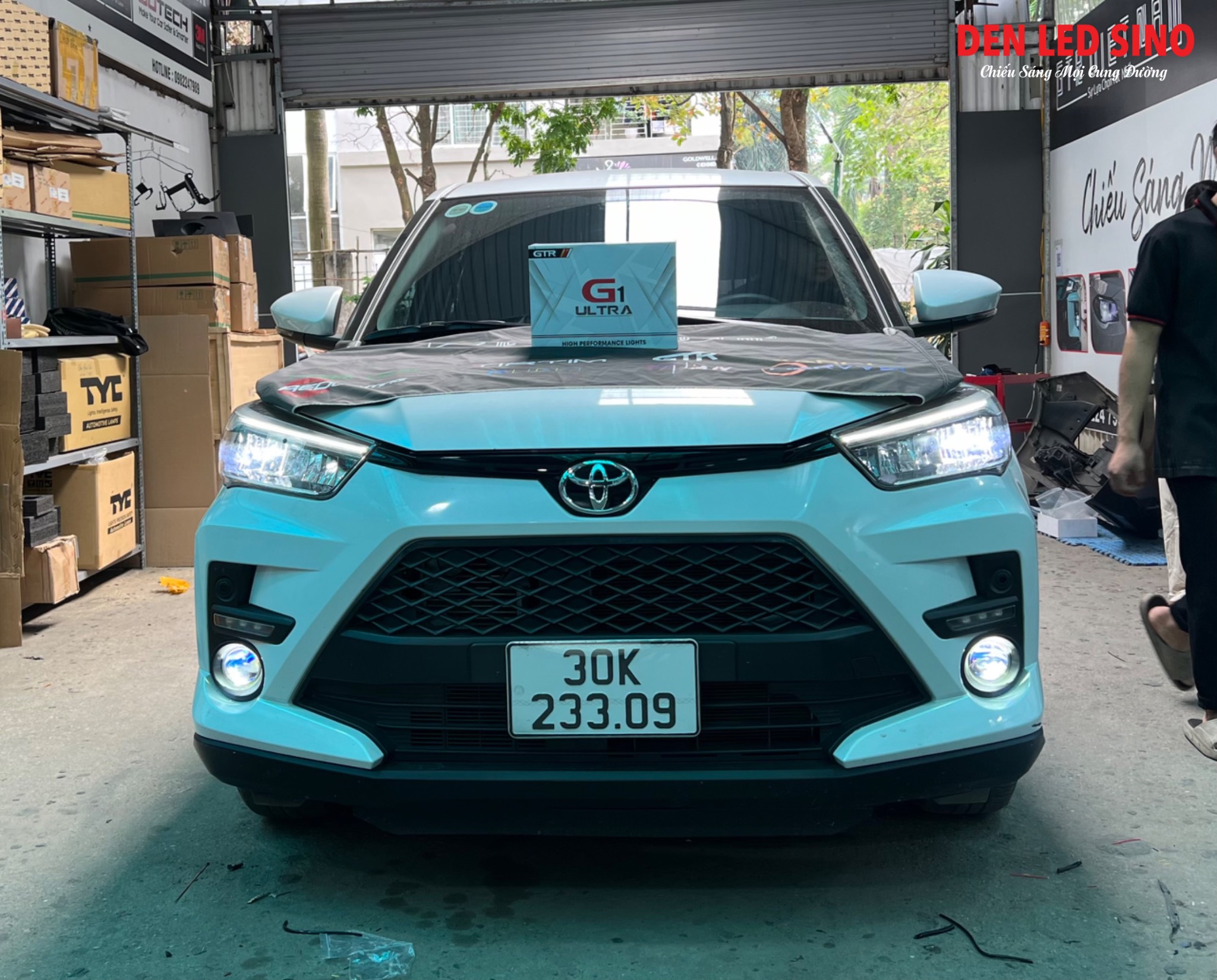 Nhiều mẫu xe tiếp tục giảm giá sau khi hết ưu đãi lệ phí trước bạ
