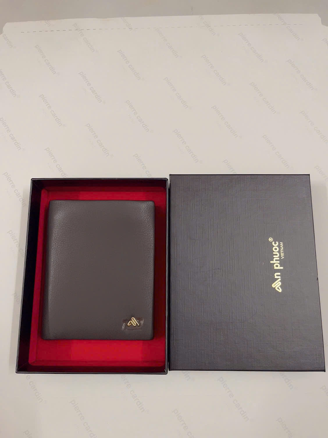 Ví da nam Pierre Cardin PC005 (nâu đứng, có ngăn kéo)