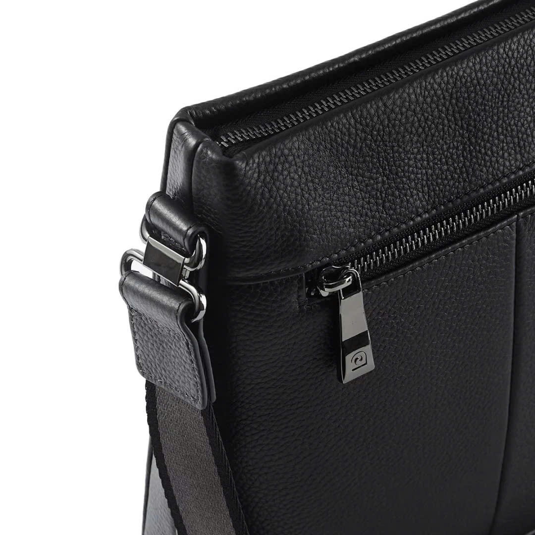 Cặp da đeo chéo Pierre Cardin PC006
