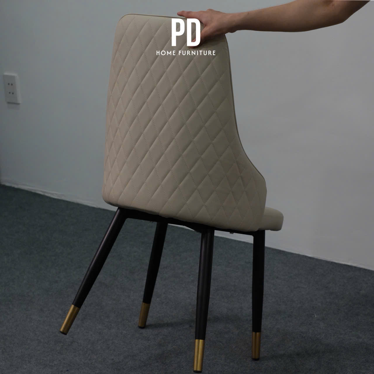 Bộ Bàn Ghế  B22