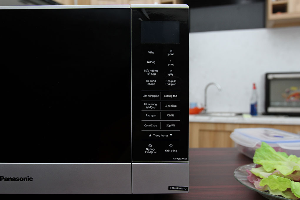 Lò vi sóng Panasonic 27 lít NN-GF574MYUE