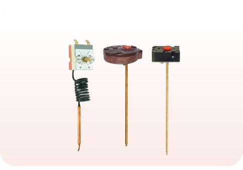 Máy nước nóng gián tiếp Ferroli UNO ME 15LIT 2500W