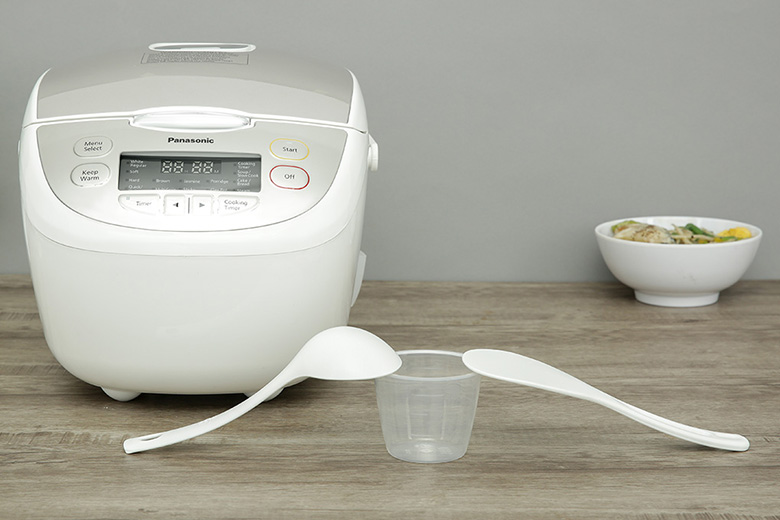 Nồi cơm điện tử Panasonic 1.8 lít SR-CP188NRAM