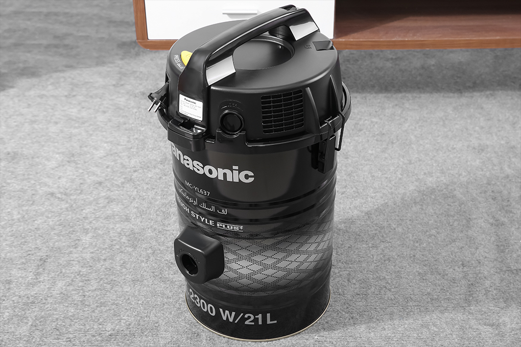 Máy hút bụi Panasonic MC-YL637SN49 2300W