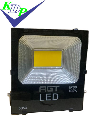 Đèn Led Chiếu Pha 100w vỏ đen AGT 5054(tấm nhiều mắt nhỏ)