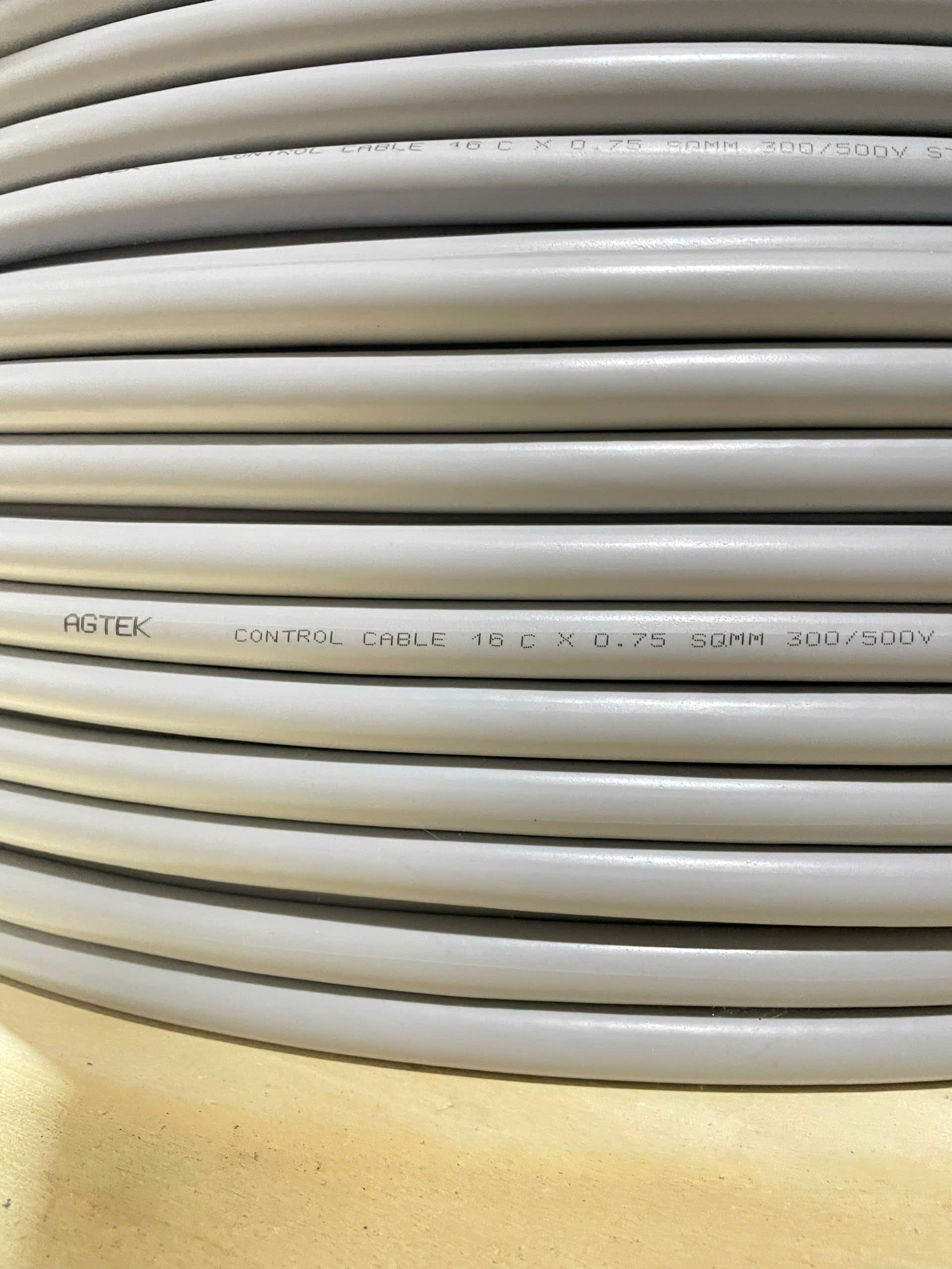 Không lưới 16x0.75 - Dây cáp điều khiển không lưới RVVP 16x0.75 AGTEK