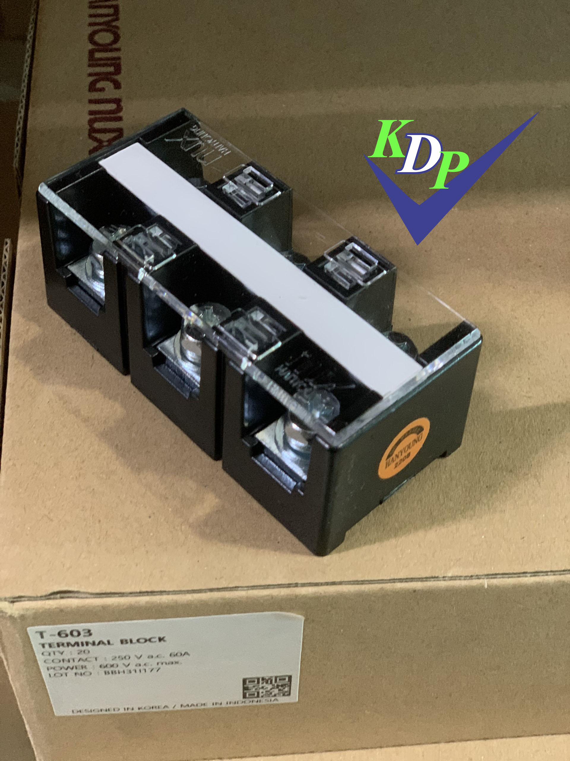 Cầu đấu Hanyoung HYT-603, 60A, 3 Cực