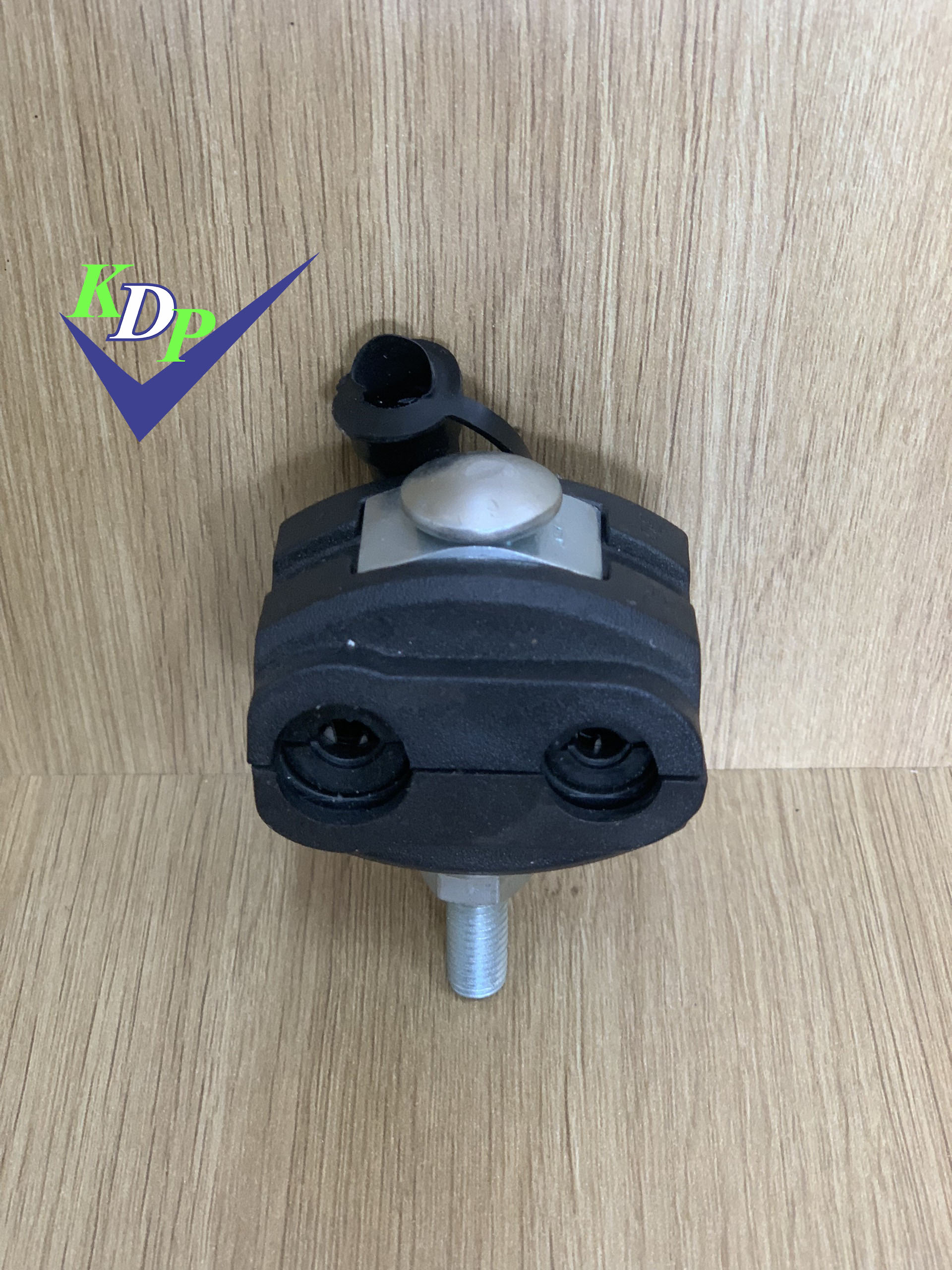 Ghip bọc nhựa 1 bulong