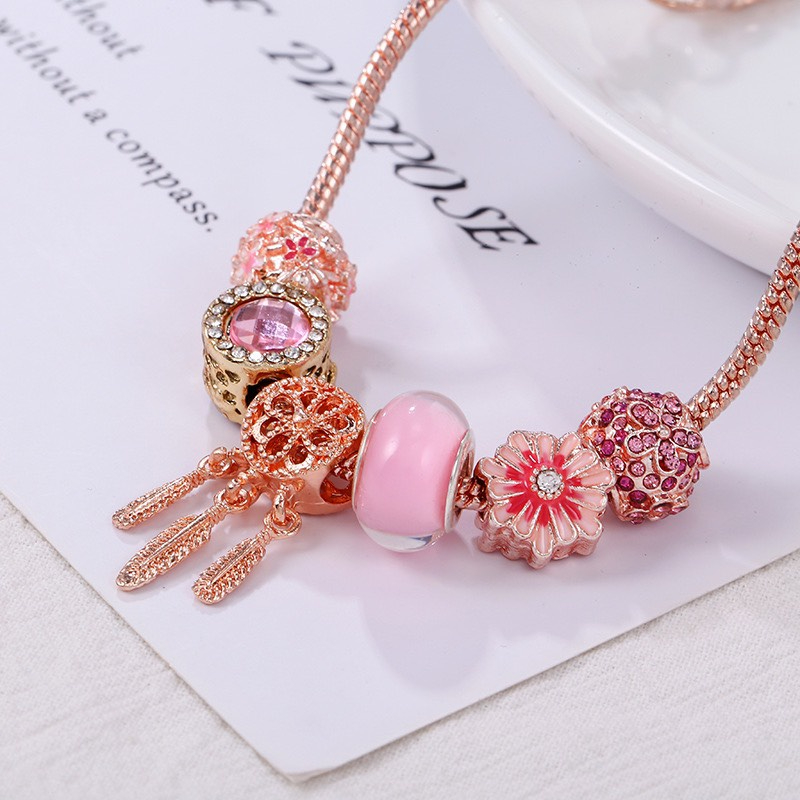 Vòng tay nữ full charm đính đá pha lê hồng nữ tính Lavesta