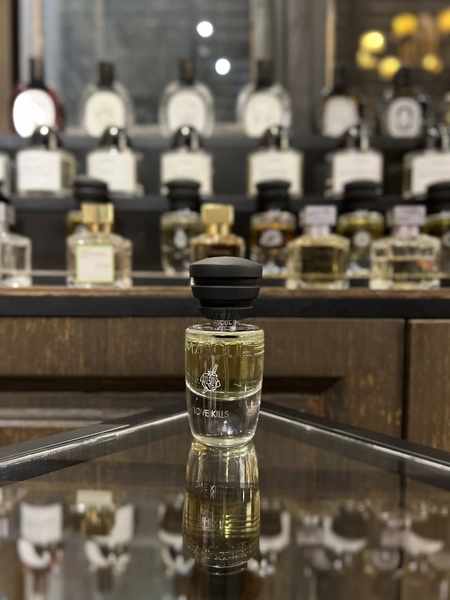 Masque Milano Love Kills