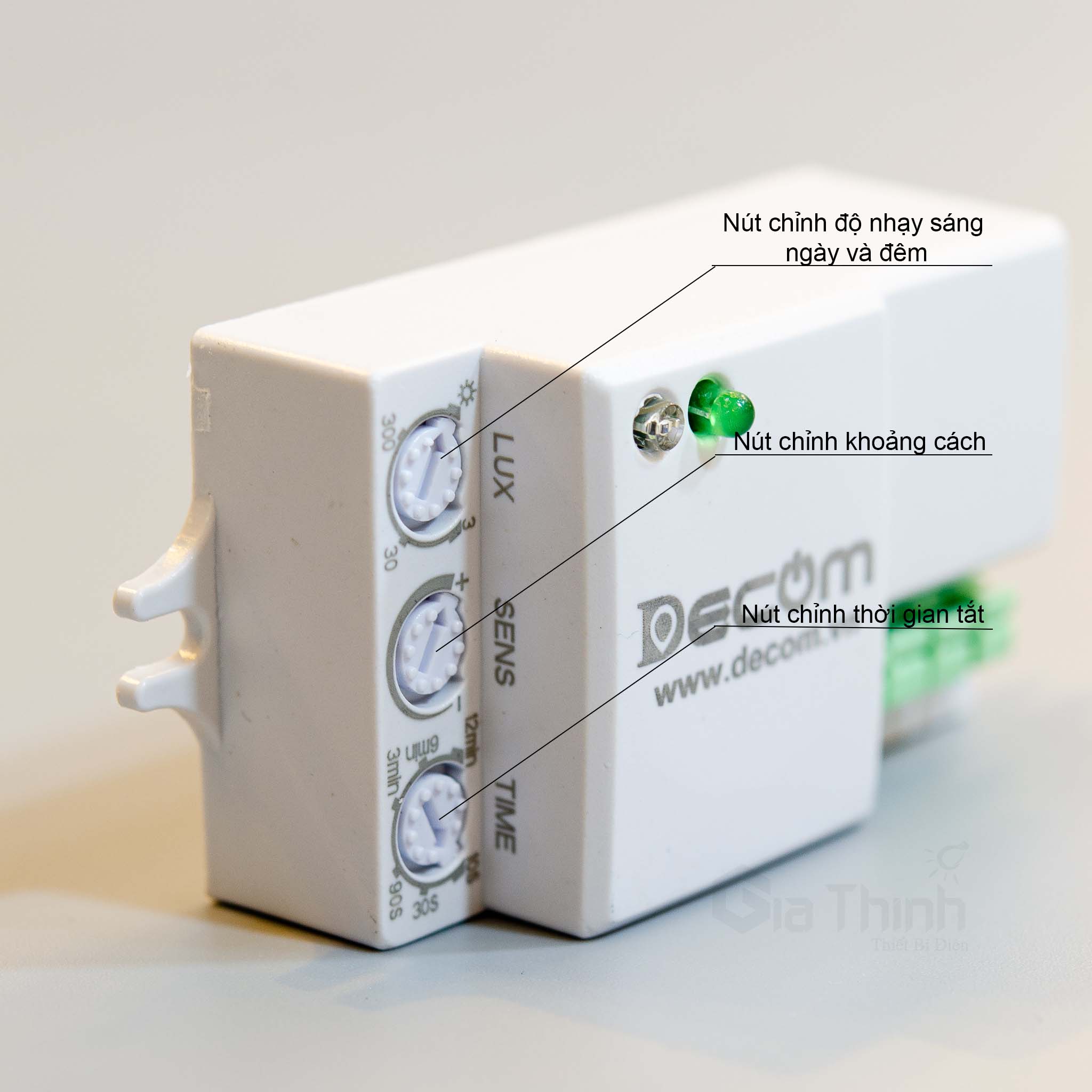 Công tắc tự động cảm ứng vi sóng DECOM DC-701H (Bảo hành đổi mới 12 tháng)