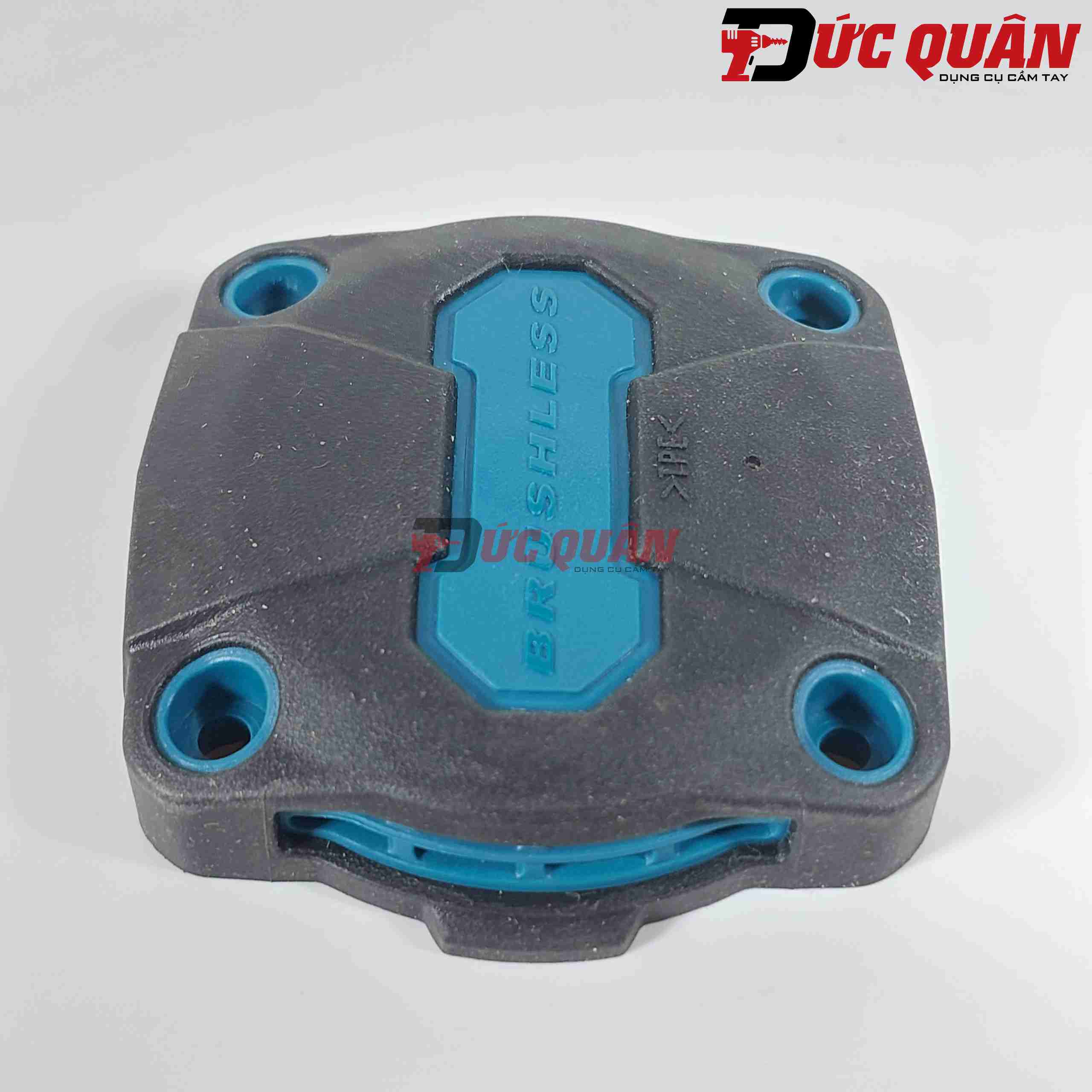 Chụp sau máy khoan MAKITA HP001G