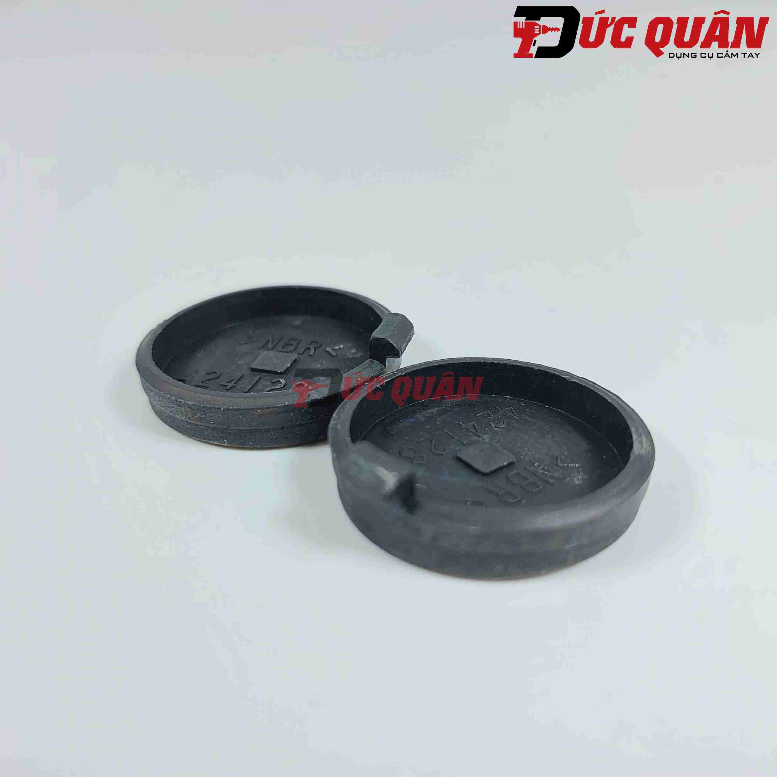 Nấp thang ngoài máy khoan bê tông DHR165, HR165, DHR202 ( 1 cái )