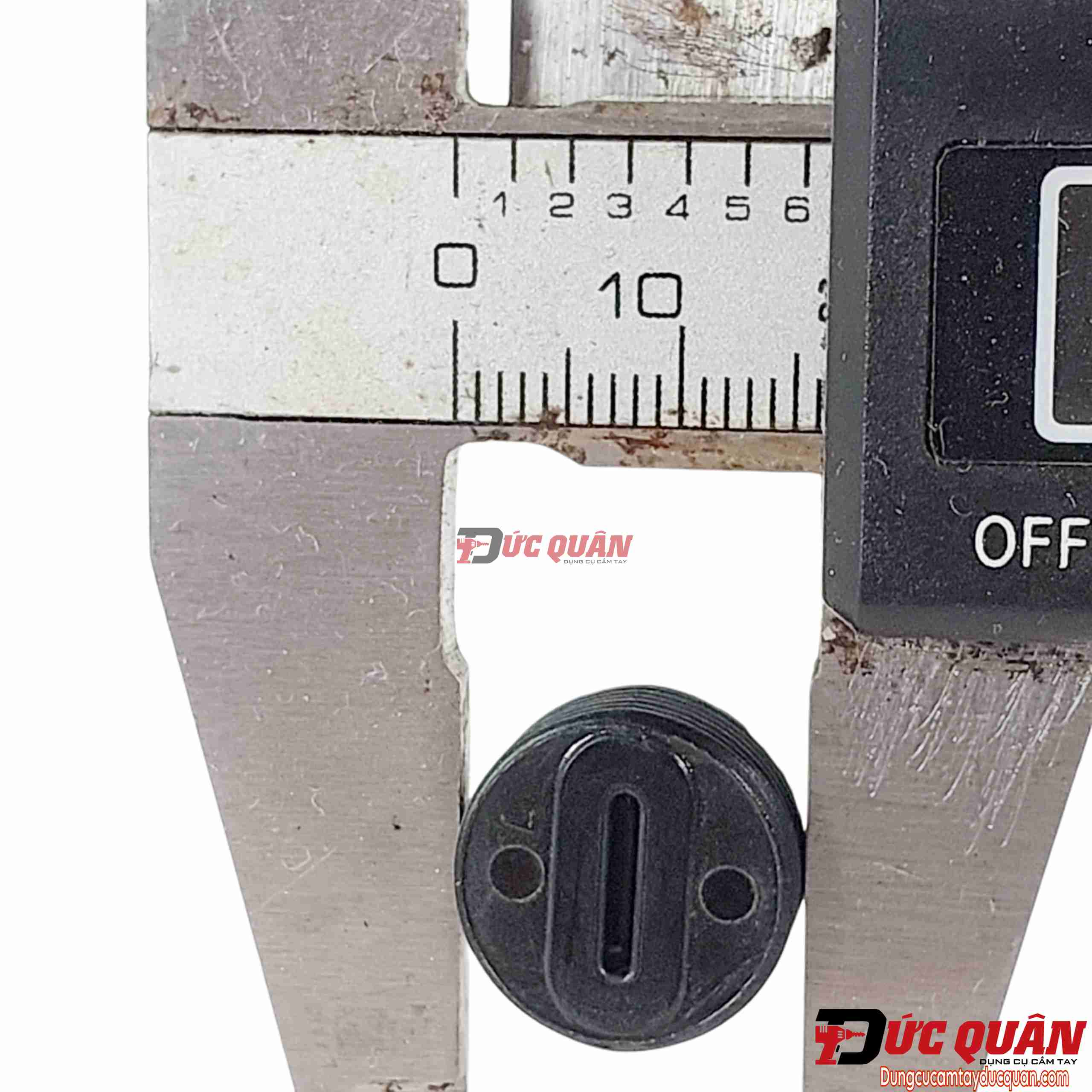 Nắp chổi than máy cắt gạch Makita MT413/ MT904/ MT905 644500-6 ( 1 cái )