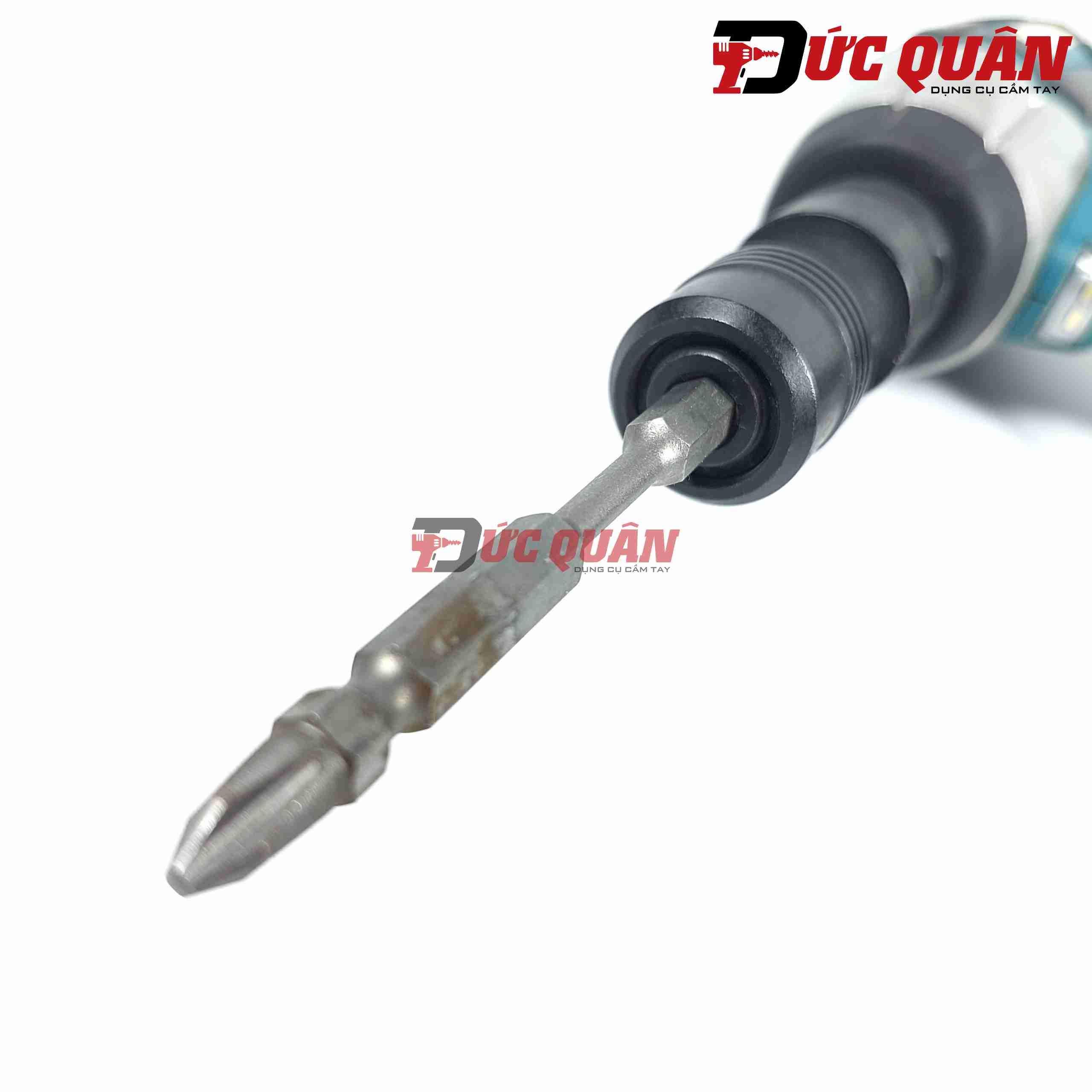 Chia sẻ Bộ chuyển đổi siết bu lông 1/2in sang vặn vít Makita B-68476