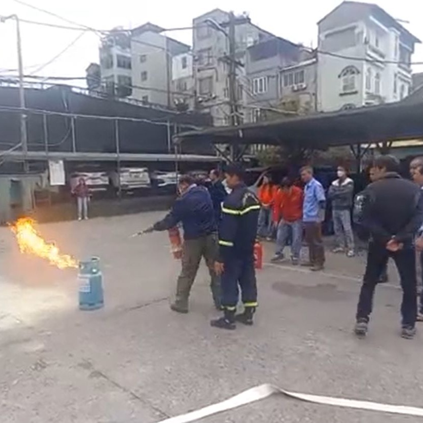 Tổ chức tuyên truyền, huấn luyện và thực tập phương án PCCC&CNCH tại trụ sở Công ty