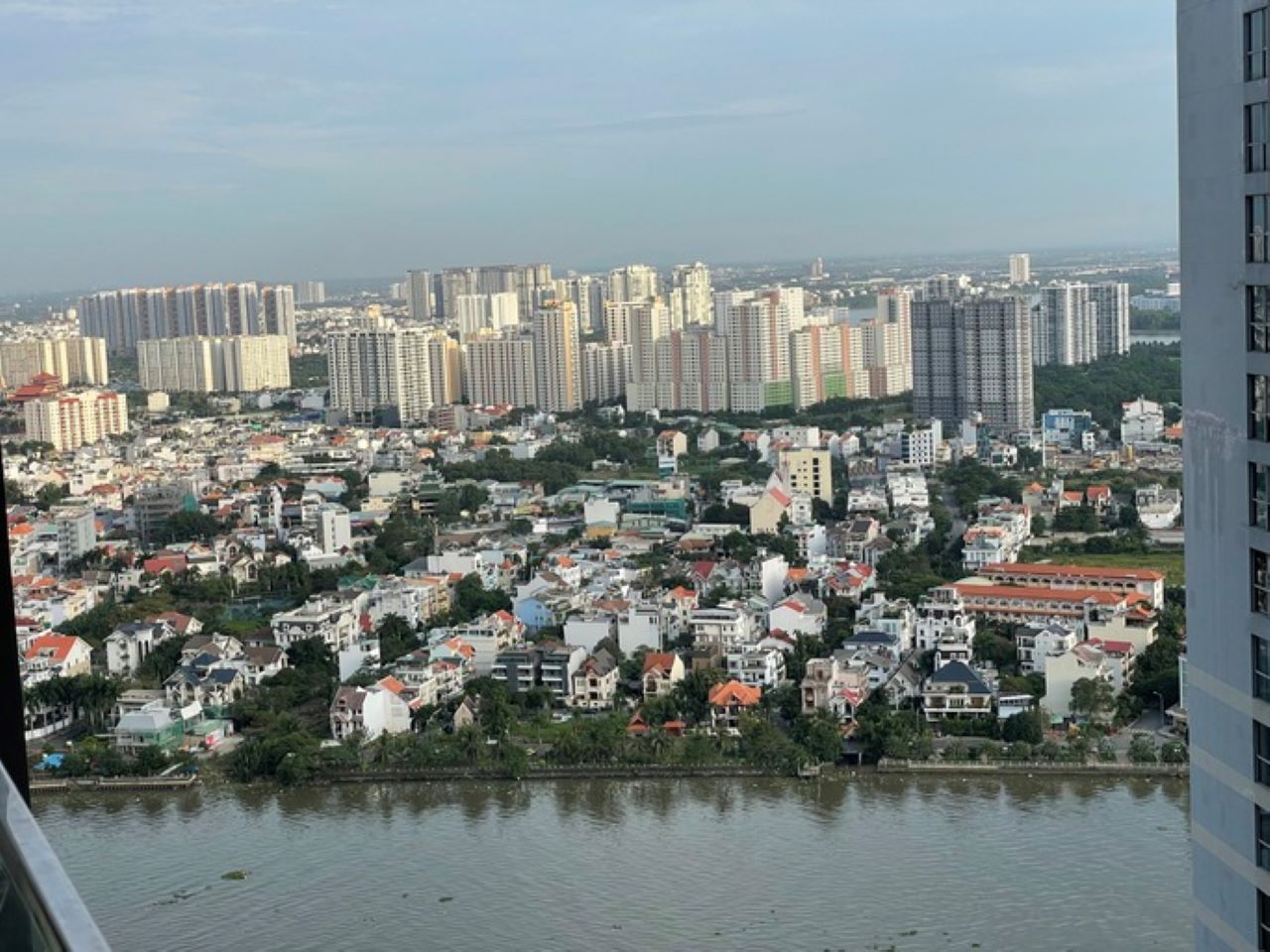 Doanh nghiệp kiến nghị hàng loạt giải pháp cấp bách cứu thị trường bất động sản