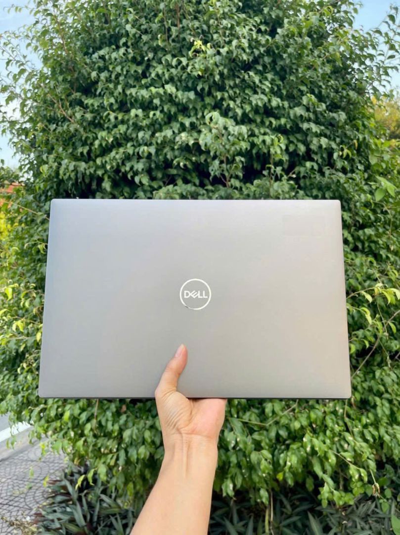Dell Precision 5560 Review – i7-11850H, RTX A2000, Màn 4K Giá 20.5 Triệu