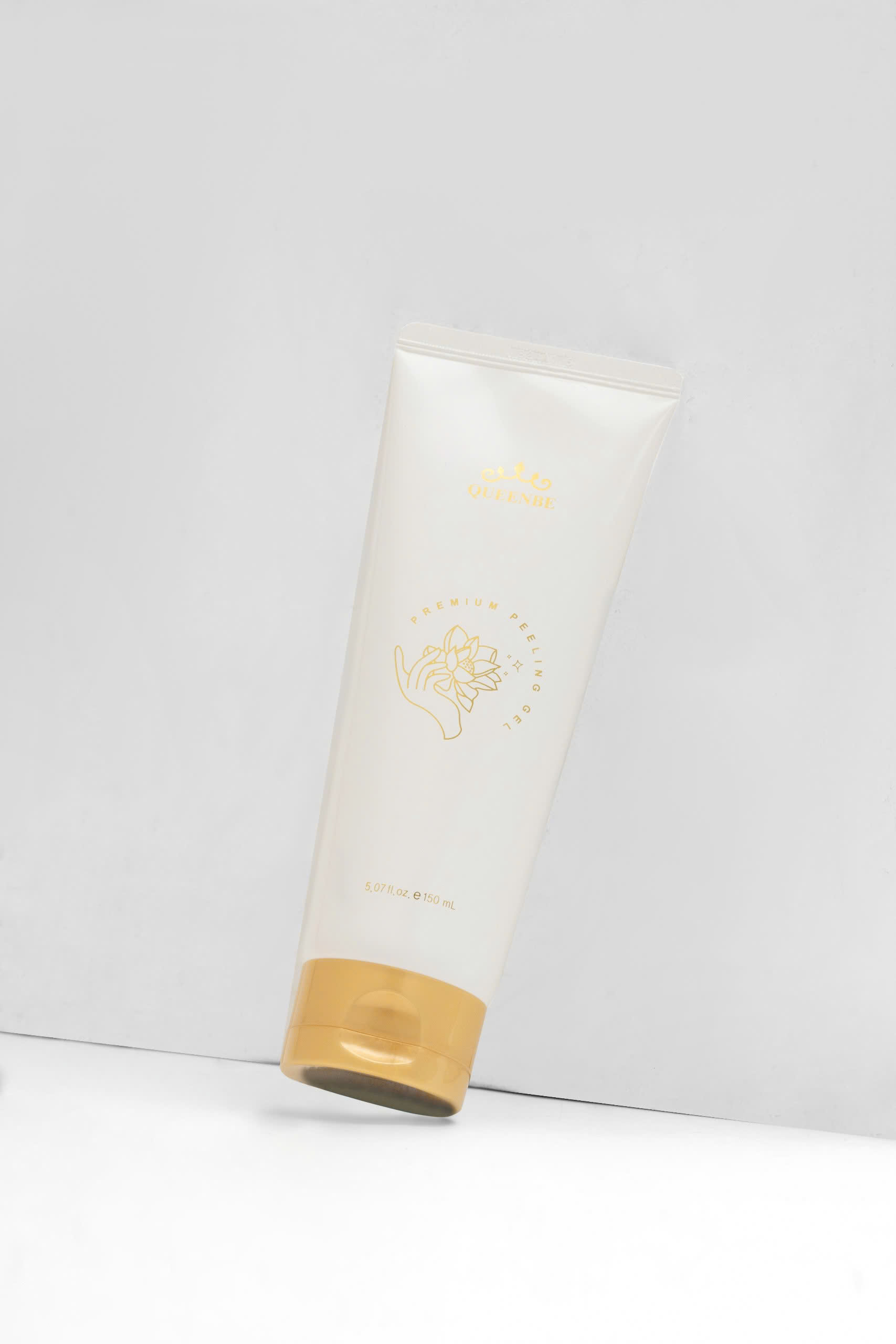 Tẩy da chết mặt Premium Peeling QueenBe dạng gel