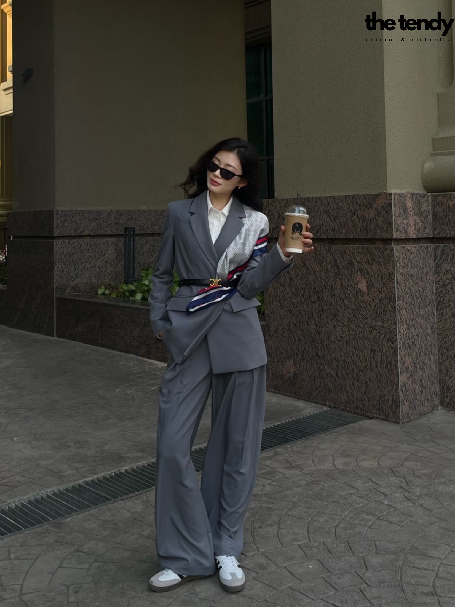 Dễ phối đồ cùng chân váy