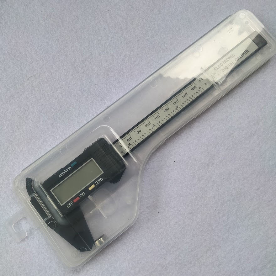 Thước kẹp điện tử 150 mm nhựa ABS, thước cặp điện tử có hộp bảo vệ