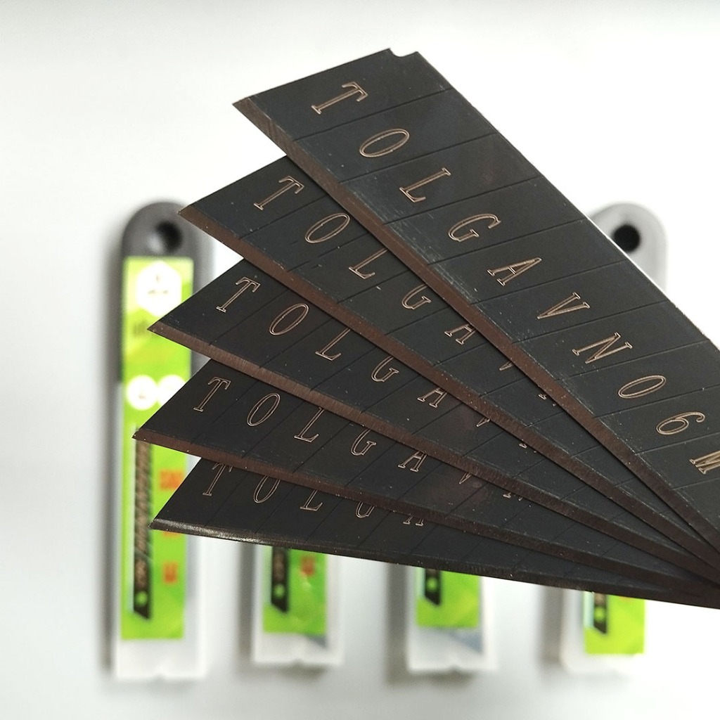 Hộp 10 Chiếc Lưỡi Dao Rọc Giấy TOLGA SK5