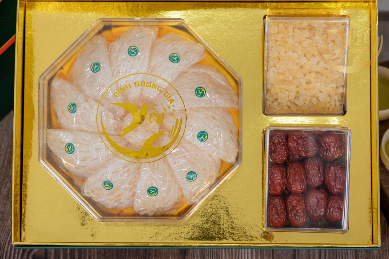 Yến sạch xếp hộp