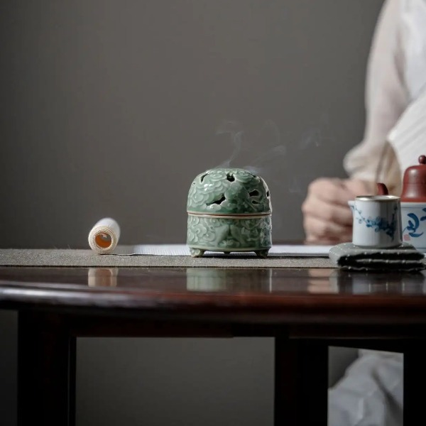 LƯ TRẦM LONG TUYỀN