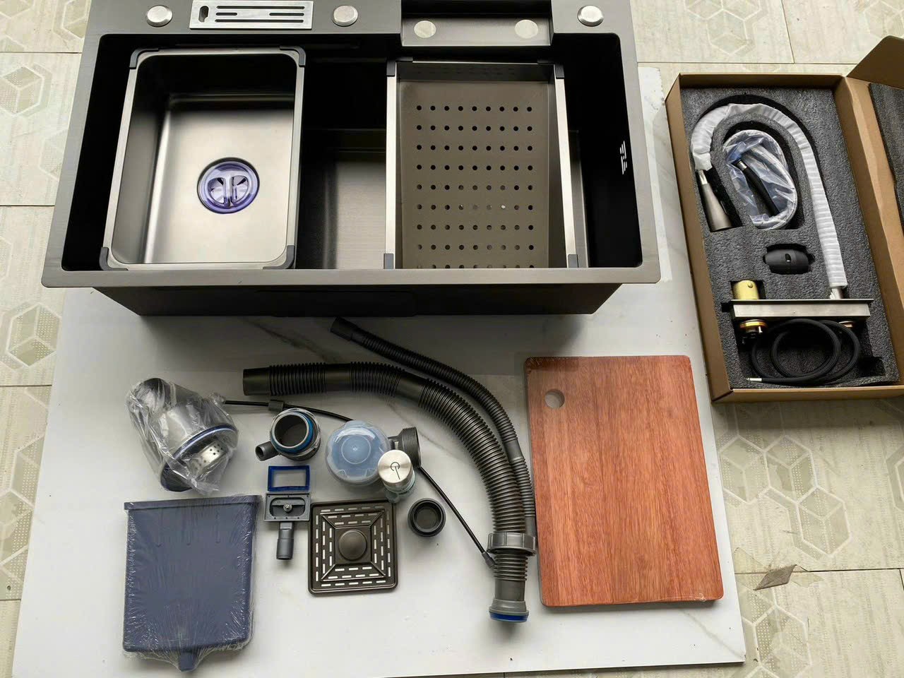 Bộ Chậu rửa bát Thác cao cấp có cài dao