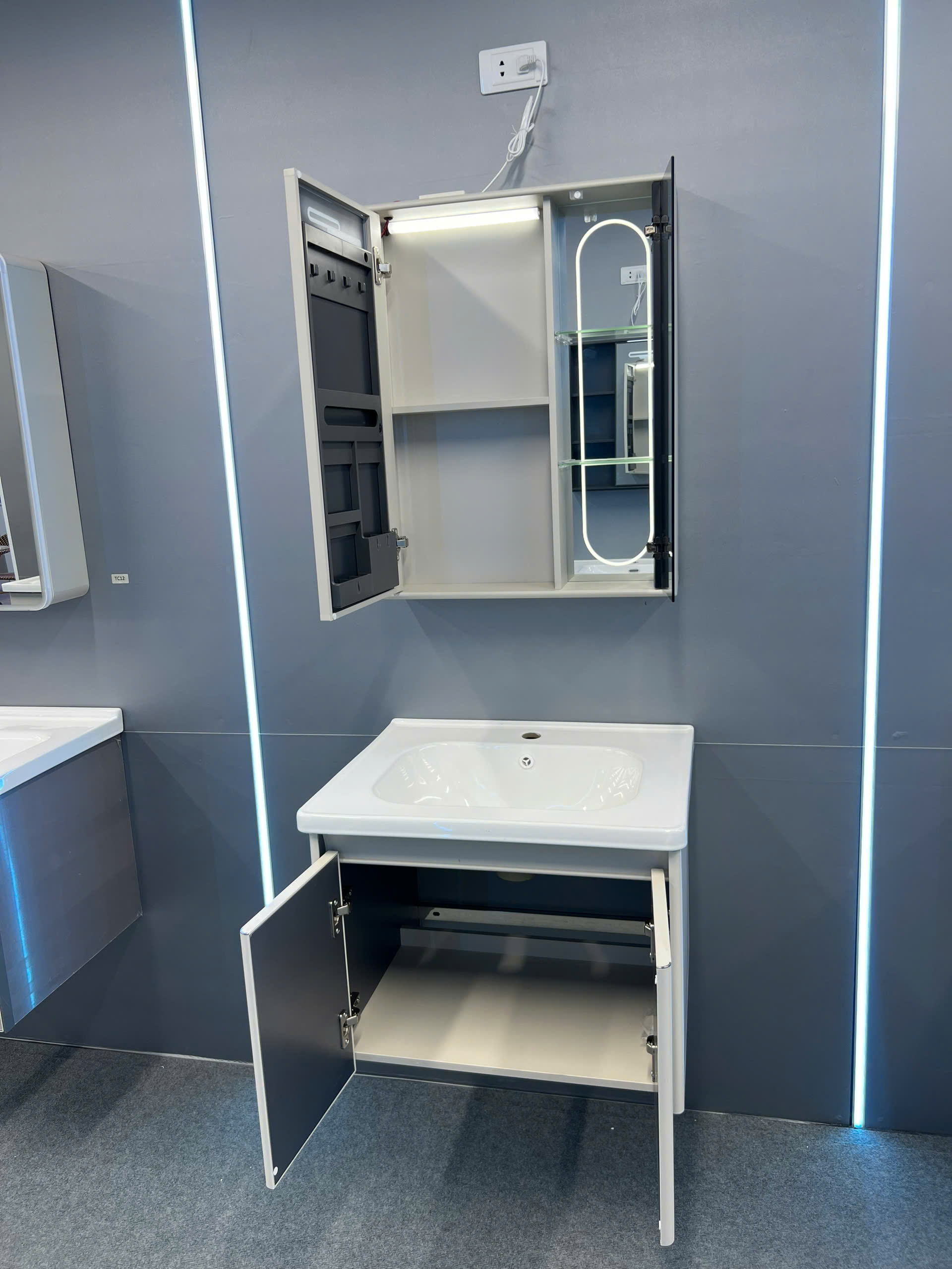 Bộ Tủ Gương Phòng Tắm, Tủ Lavabo Đẹp, Tủ Lavabo Phòng Tắm